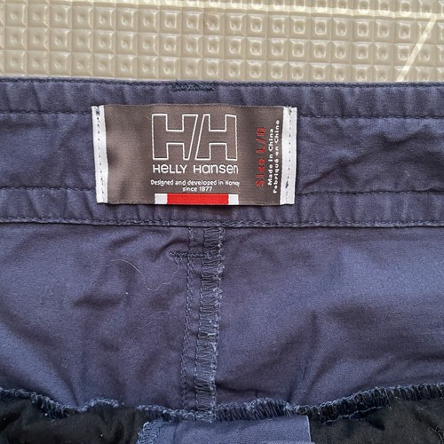 Helly Hansen Women’s Shorts Size Large Rolled Button Cuff Navy Blue - Picture 4 of 8
