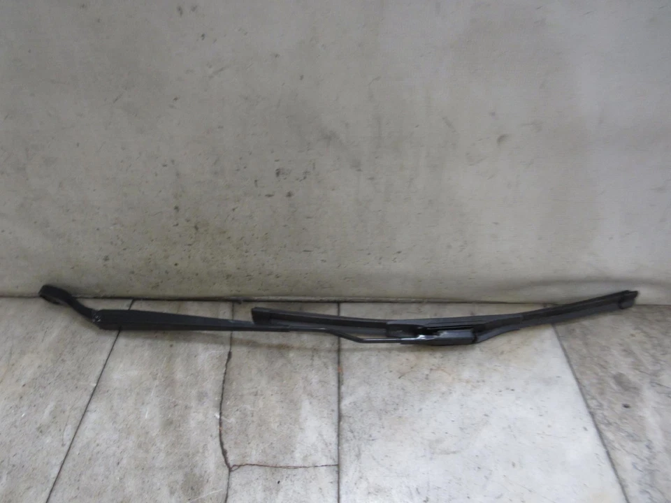 10 11 12 13 14 15 16 17 18 19 LINCOLN MKT brazo limpiaparabrisas brazo limpiaparabrisas Foto 2 de 2