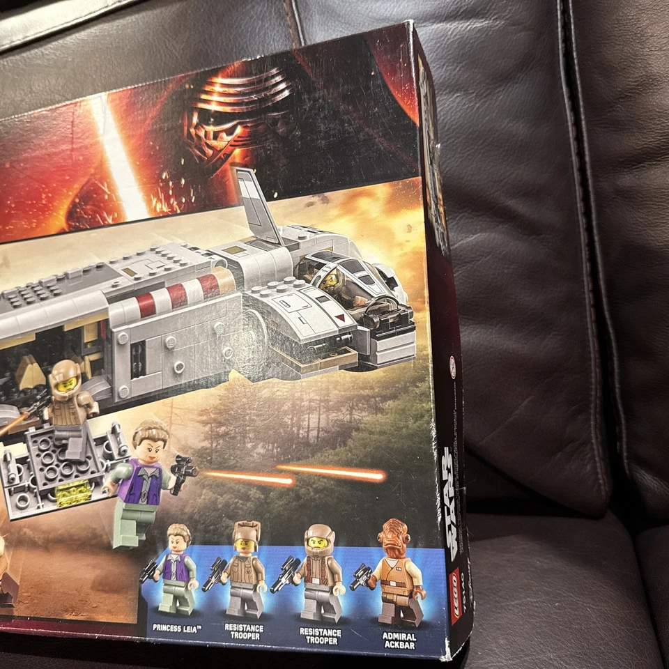 LEGO Star Wars: Resistance Troop Transporter (75140) - Image 3 of 4