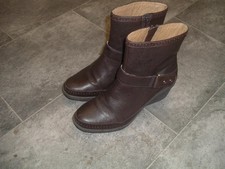 size 3.5D clarks unstructured dark brown leather zipped wedge heel ankle boots