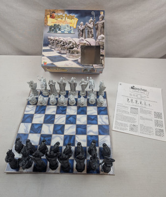 Harry Potter Wizard Chess Set 2002 Mattel Complete w/ Box & Instructions