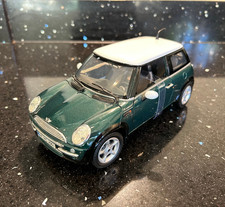Mini Cooper Motormax 1:18 Diecast Model Car – New Boxed, metallic green