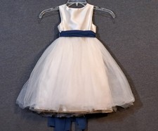 David  s Bridal Dress Flower Girl/First Communion/Party- White Satin Tulle Sz 6