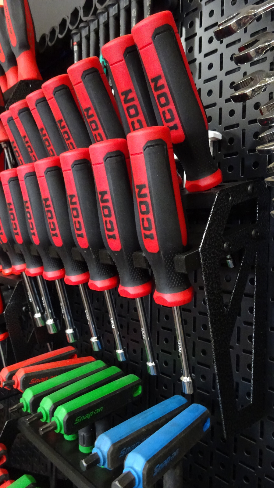 Omni Wall mount Screwdriver Organizer holder for ICON Nut Driver set 56525 56523