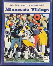 1977 MINNESOTA VIKINGS FOOTBALL SPORTS FOCUS YEARBOOK PROSPECTUS MATT BLAIR