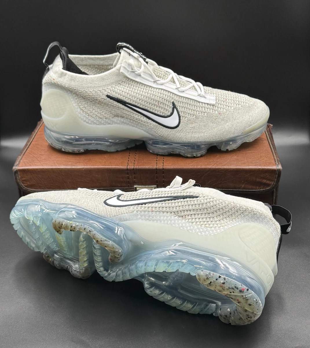Nike Air VaporMax 2021 Flyknit Monochrome for Sale  display picture 1