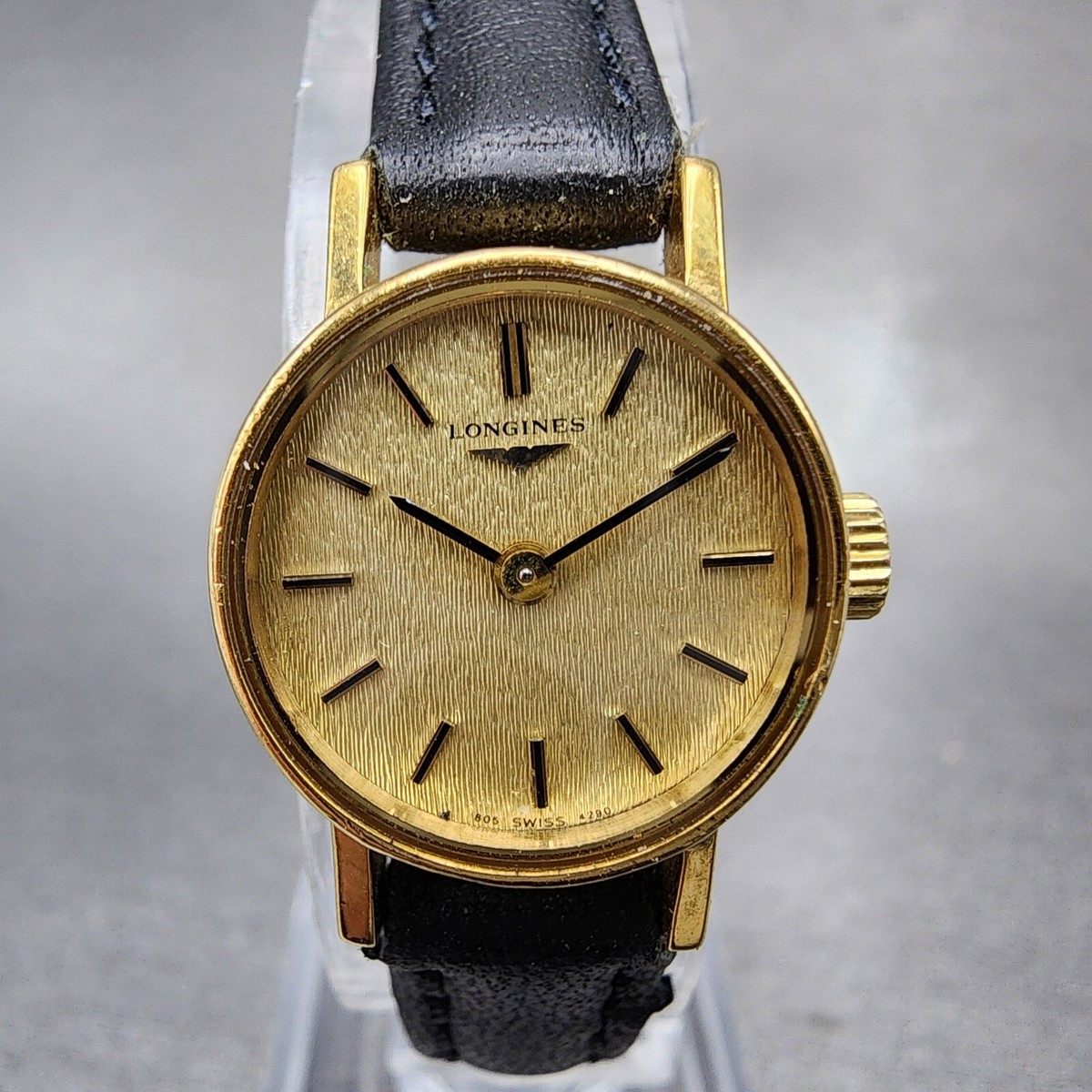 127【美品】LONGINES レディース　Cal.5602 手巻き  ゴールド ロンジン LONGINES スクエア ゴールド文字盤 手巻き Cal.5602