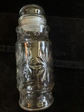 Vintage glass jar Mr Peanut Planters nuts 1980 Richard Fitzgerald Smythe