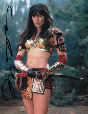 XENA Lucy Lawless signiertes 10x8 Foto AFTAL ZEUGE, ACOA Photo Proof [4]