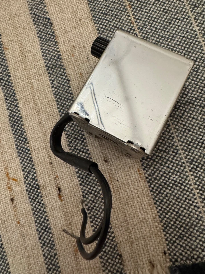 Contador Mercury MDAS4115A de 4 dígitos usado y sin probar - Hecho en EE. UU. Foto 3 de 4