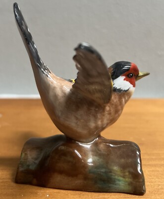 クラウン・スタッフォードシャー ゴシキヒワ フィギュリン J.T. Jones Vintage Crown Stafforshire Goldfinch Bird J.T.Jones | eBay