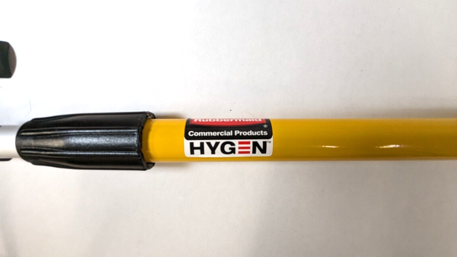 Rubbermaid Q755 Hygen 4'6' QuickConnect Extension Pole, Yellow