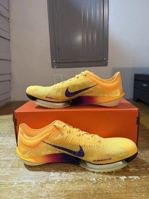 Mens Size 9-Nike Victory 2 track spikes - Citron Pulse/Volt