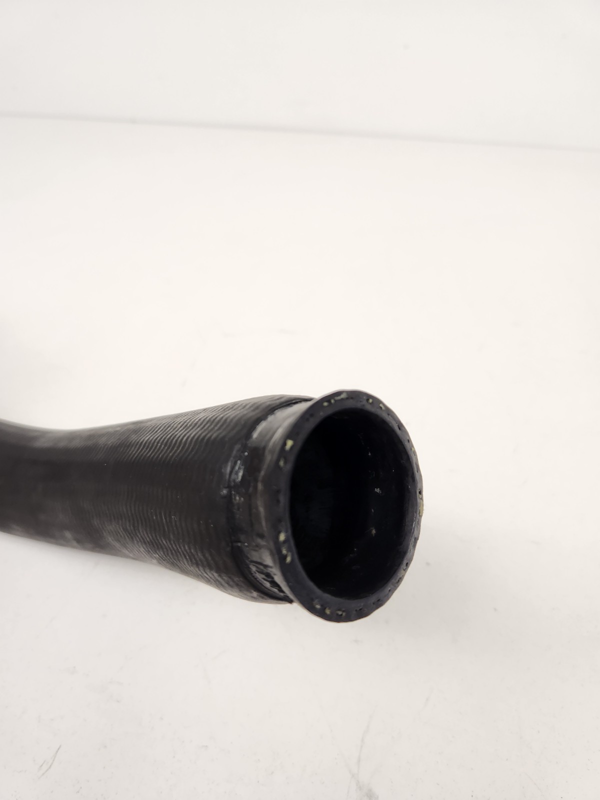 McLaren MP4-12C 2012-2014 Right Radiator hose