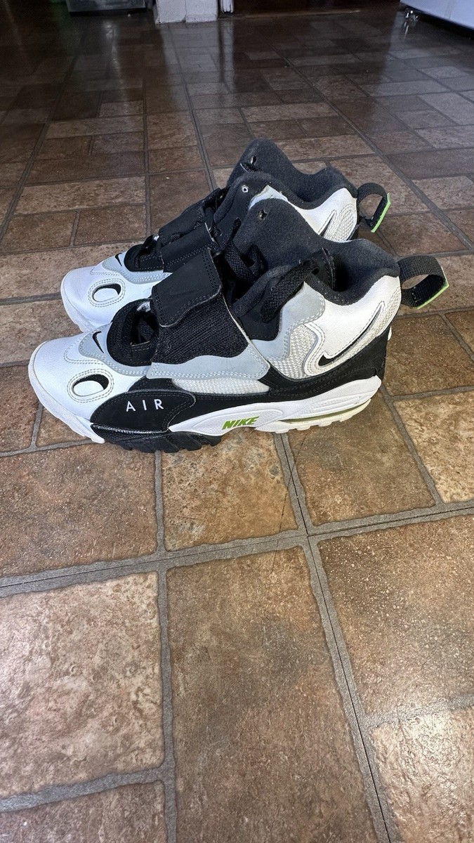 Nike Air Max Speed Turf Chlorophyll Size 8 Men VNDS Worn Once
