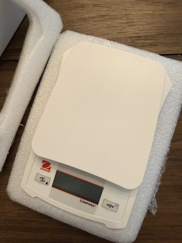 New! Ohaus CX2200 AM Portable Balance 2200g x 1g White