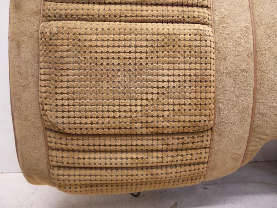 Juego de asientos traseros originales Firebird estilo trans am 70-81 bronceado GM original Foto 4 de 4