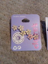 Bulk Lot Of 3 Sets Claire  s Sensitive Solution Flower Stud Earrings