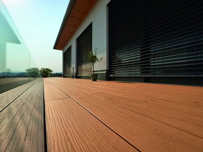 Terrassendiele WPC DIE EXKLUSIVE 140 MD Eichenbraun Massivprofil