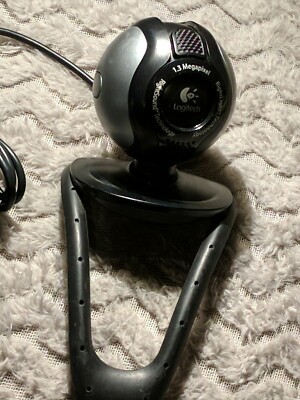 Logitech USB Webcam with Microphone, RightLight RightSound