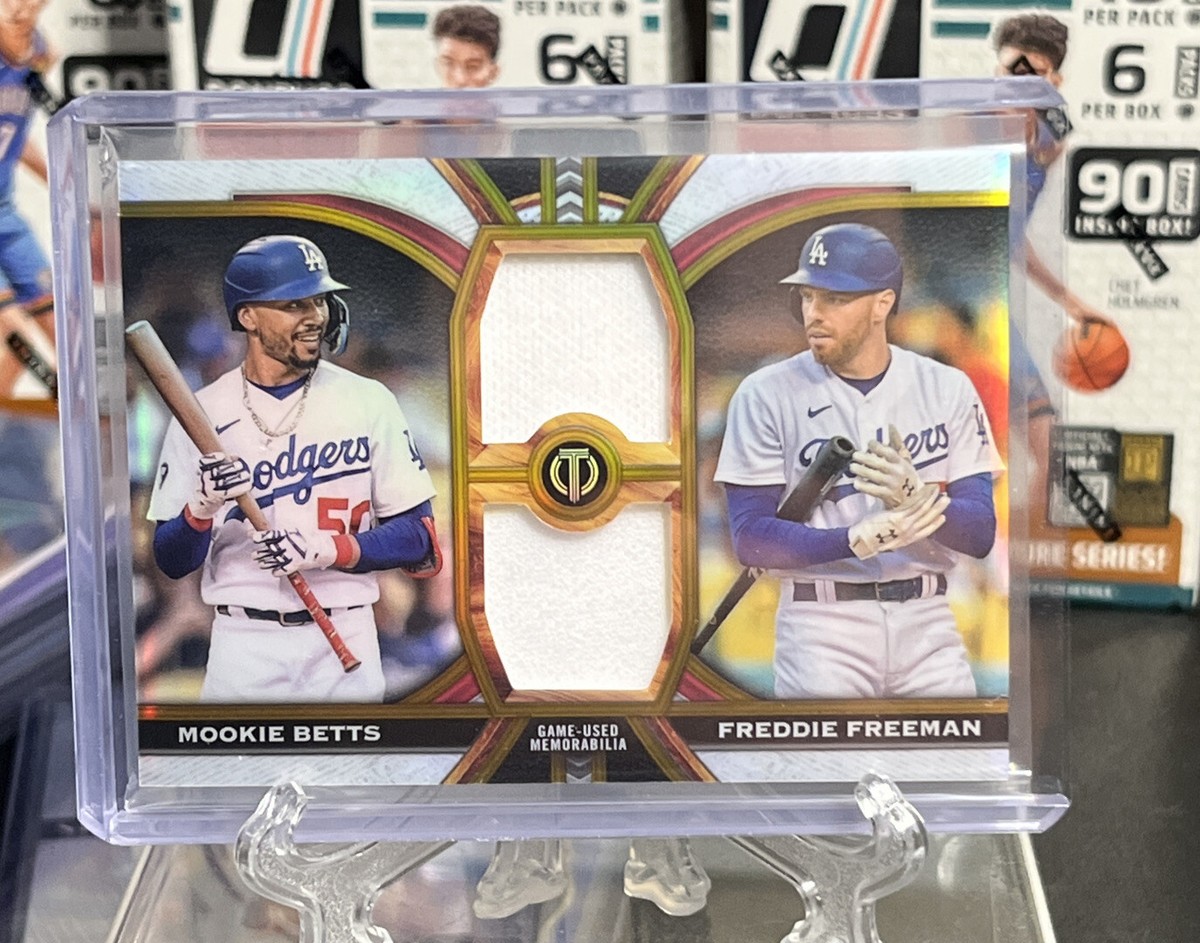 【激レア】ムーキー・ベッツ・フレディ・フリーマン★デュアルレリックカード 激レア】ムーキー・ベッツ・フレディ・フリーマン☆デュアルレリック