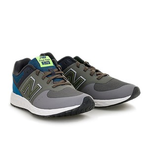 differenza new balance 373 e 574