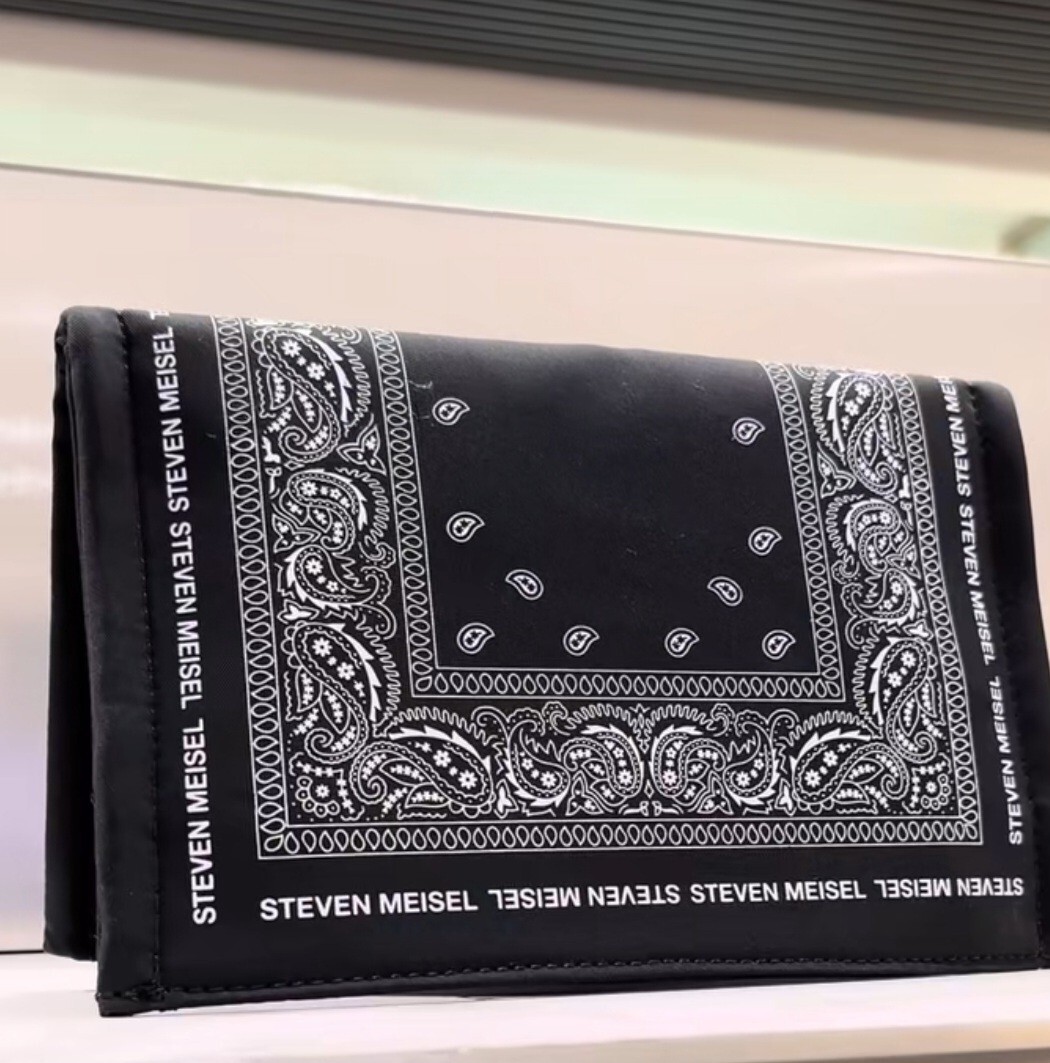 小物 AT LAST BANDANA Last Rodeo Bandana | xo, Fetti