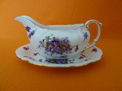 Hammersley Victorian Violet Sauciere mit Unterteller 