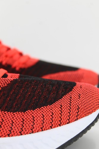 Nike React Infinity Run Flyknit 2 Blanco Carmesí Brillante Negro CT2357-600 - Imagen 9 de 21
