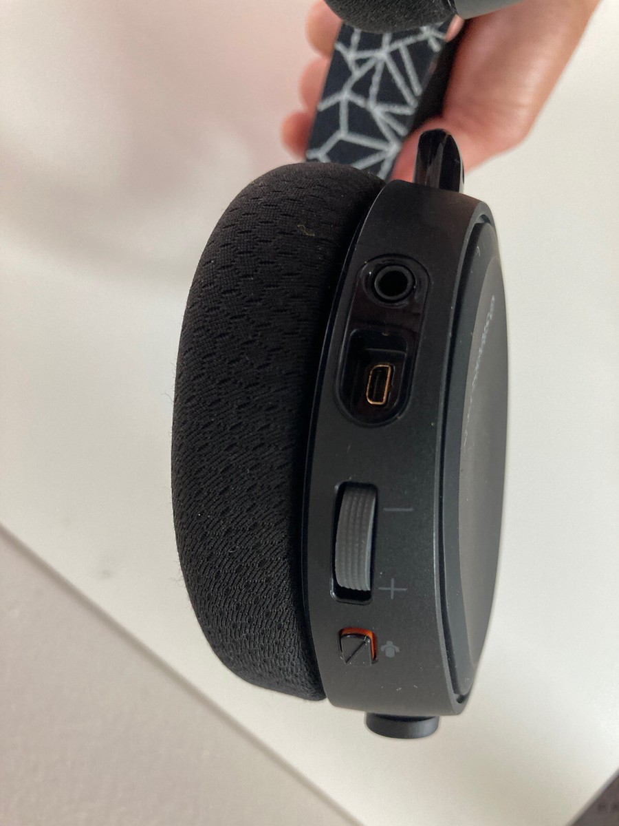 SteelSeries Arctis 3 Wired Stereo Gaming Headset, Black 61503