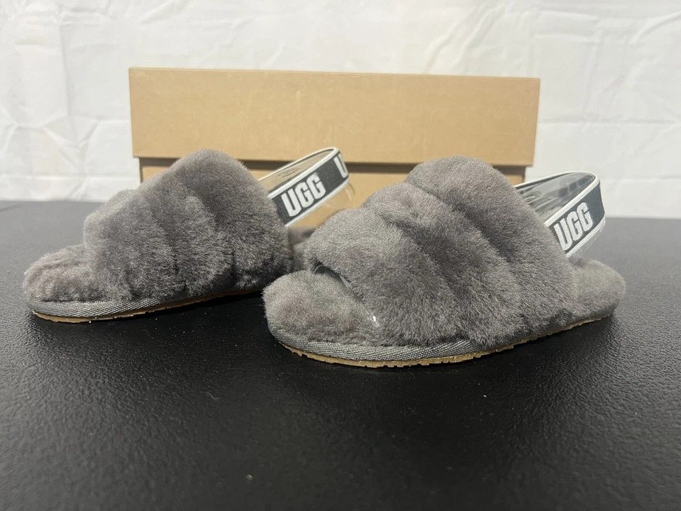 Zapatillas/zapatos de casa UGG para niños FLUFF YEAH SLIDE en gris carbón Foto 3 de 4