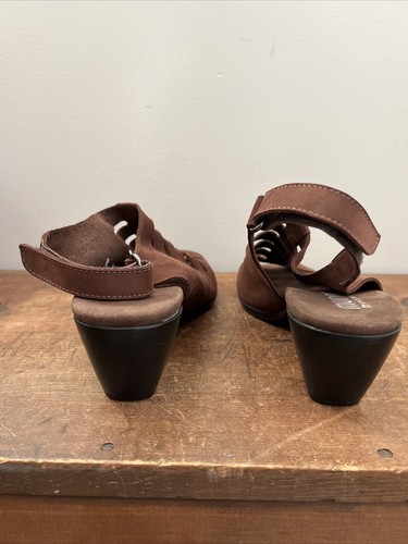Munro American Brown Leather Caged Nubuck Block Heels Sandals Shoes Women's 8W - Picture 6 of 8