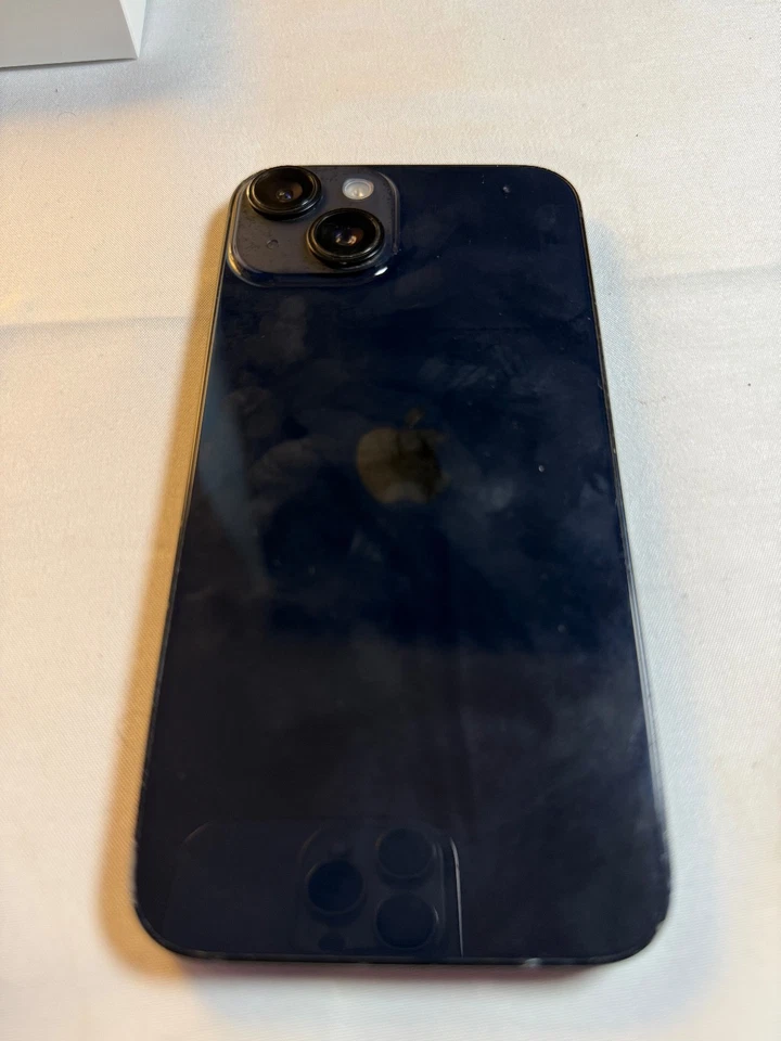 iPhone 14 128GB Unlocked, Midnight Black, 80% Battery health - Image 2 of 4