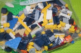 LEGO (31035) Creator 3 in 1, Beach Hut, Used, 100% Complete W/Manuals, No Box