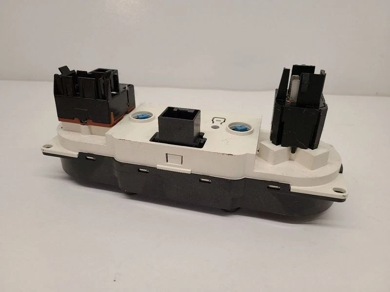 2002-2006 Ford Explorer Manual Front A/C Heater Temperature Climate Control Unit - Image 4 of 4