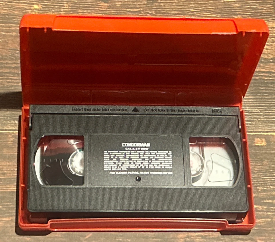 Condorman ( Cult Comedy 1981 ) Rare Widescreen Collectors Edition Clamshell VHS - Image 3 of 4
