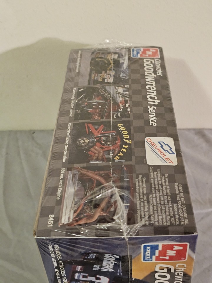 AMT Ertl 1996 - 1/25 - #3 Mike Skinner Chevrolet Tuck Goodwrench #8243 ...