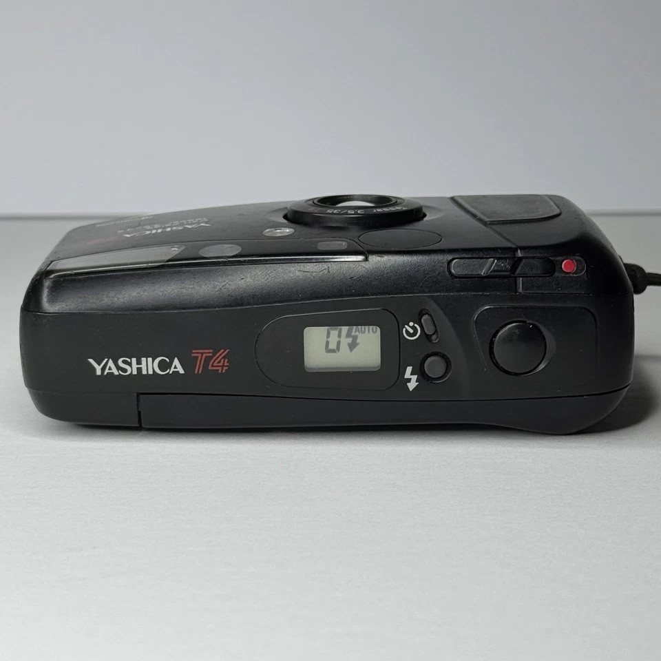 ⚡️KYOCERA Yashica T4 Carl Zeiss Tessar T* f/3.5 35mm Film Camera ⚠️ READ - Image 4 of 4