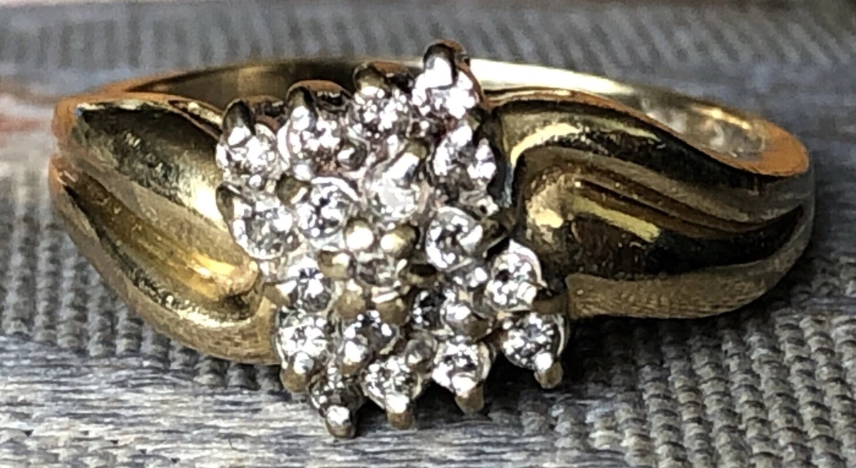 10K Gold 19 Diamond Custer Ladies Jewelry Ring Size 8.3 2.9