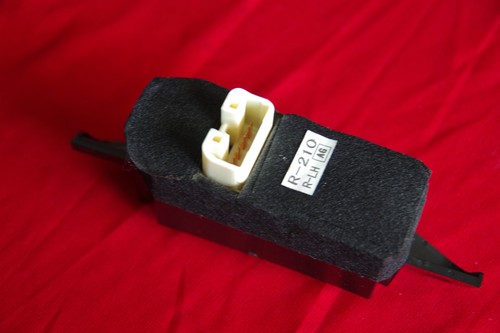 GENUINE SUBARU OUTBACK POWER WINDOW SWITCH - LEFT FRONT LHF - 4th GEN 2003-2009 - Bild 2 von 2