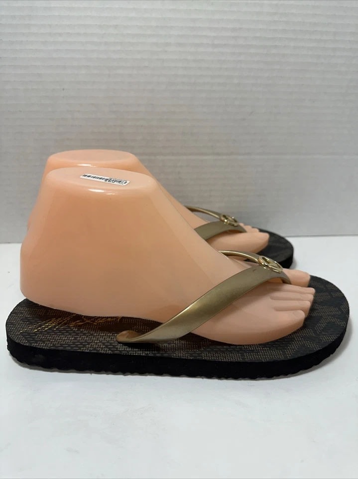 Michael Kors Womens Sandals Size 8 HHR4-2 Black And Gold Logo Flats LKNU - Image 3 of 4