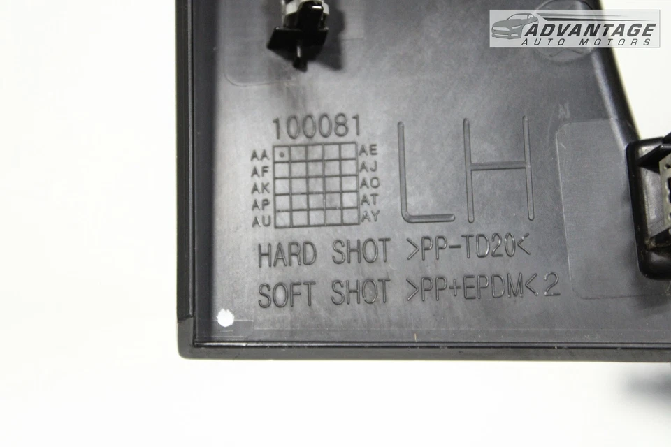 Chevrolet Blazer 2019-2022 puerta trasera lado izquierdo canalón panel moldura OEM Foto 4 de 4