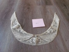 VINTAGE ANTIQUE WOMEN'S LACE COLLAR  18