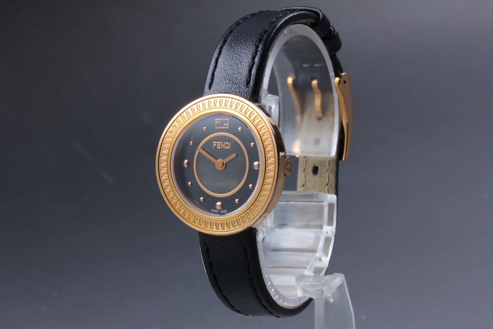 Near MINT Fendi My Way 35000S Black Dial Gold Quartz 28mm Ladies Elegant Watch thumbnail 2
