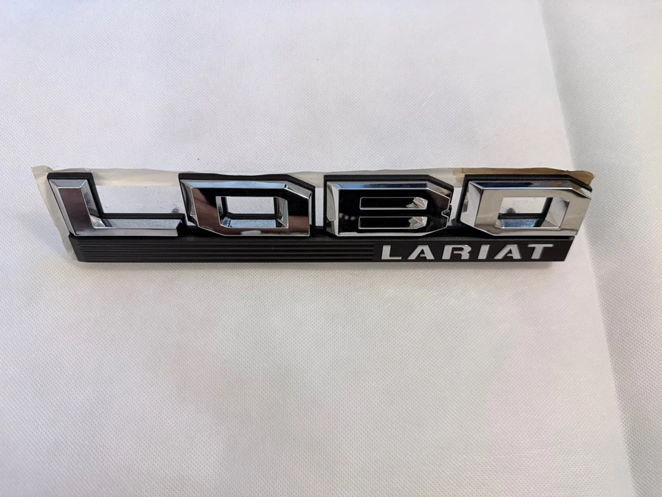 Placa de identificación emblema guardabarros izquierdo Ford F-150 LOBO 2015-2017 Lariat OEM FL3Z-16720-P Foto 3 de 3