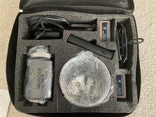 NEEWER MS60B Mini Bi-Color LED Video Light with battery kit