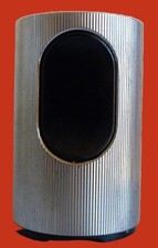 Srebrny brązowy cylinder metalowa zapalniczka stołowa działa dobrze