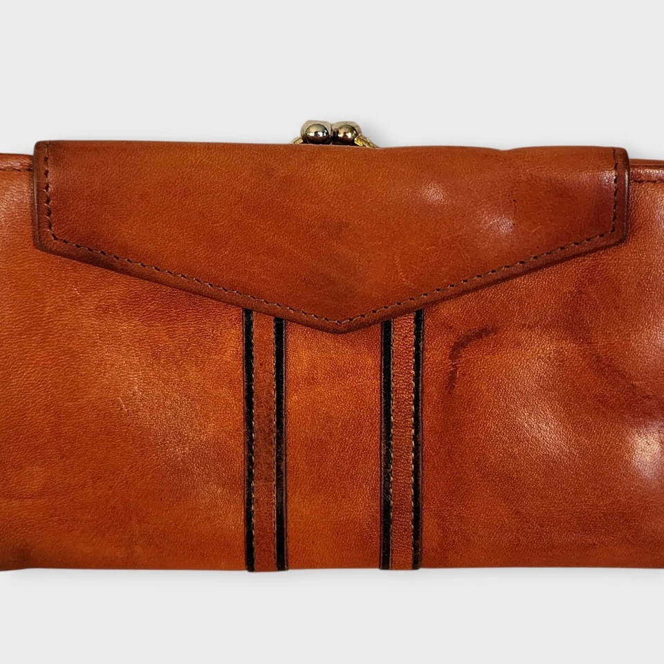 VTG PRINCESS GARDNER FULL GRAIN COWHIDE LEATHER CHESTNUT BROWN WALLET KISSLOCK - Image 4 of 4