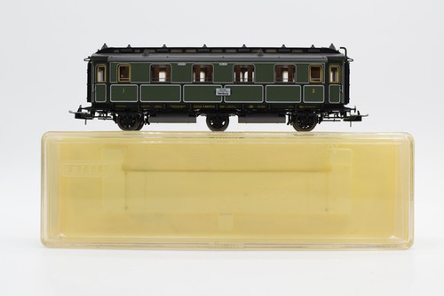 Trix H0 52 3735 00 Bayrischer D-Zug-Wagen Abteilwagen 1./2.Kl. K.Bay.Sts.B. | Zustand: Gebraucht