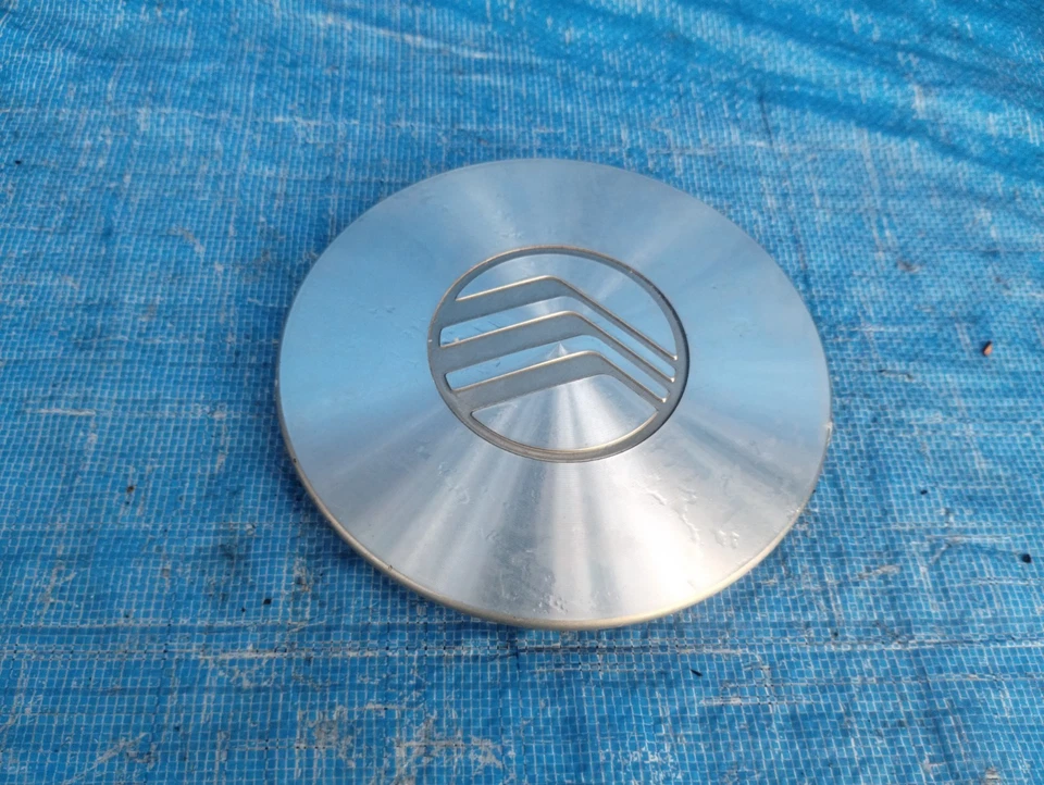 Tapa central de rueda mecanizada Mercury Sable Grand Marquis 98 99 00 01 02 F6DC1A096EA Foto 3 de 4